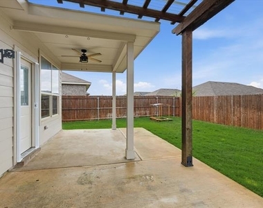 704 Wilmott Terrace - Photo Thumbnail 25