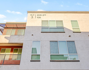 1250 N Abbey Lane - Photo Thumbnail 29