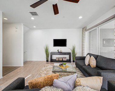 1250 N Abbey Lane - Photo Thumbnail 6