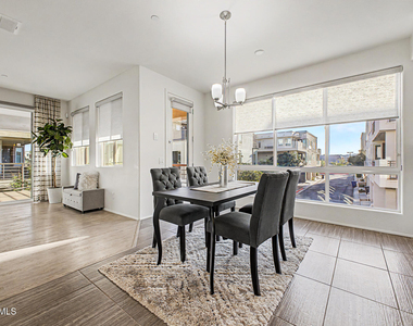 1250 N Abbey Lane - Photo Thumbnail 8