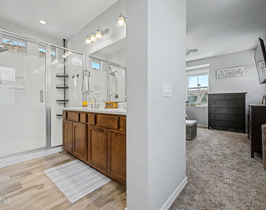 4260 E Jesse Street - Photo Thumbnail 6