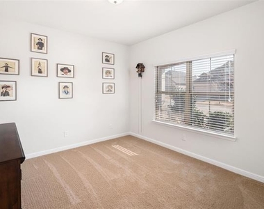 1309 Canary Lane - Photo Thumbnail 16