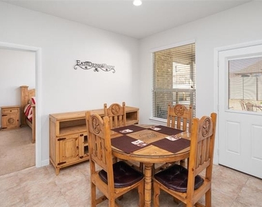 1309 Canary Lane - Photo Thumbnail 7