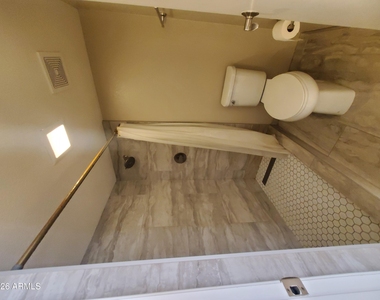 154 W 5th Street - Photo Thumbnail 4