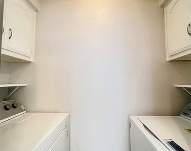 3037 Airhaven Street - Photo Thumbnail 11