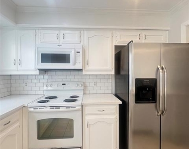 3037 Airhaven Street - Photo Thumbnail 4