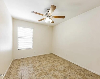 4545 N 67th Avenue - Photo Thumbnail 6