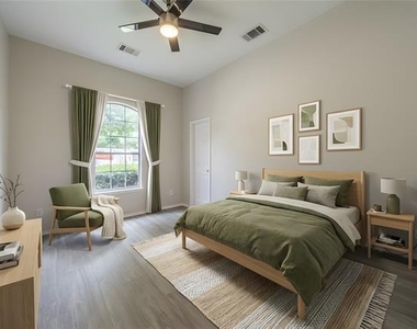 100 Mustang Court - Photo Thumbnail 19