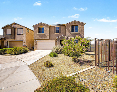 10950 W Beatrice Street - Photo Thumbnail 2