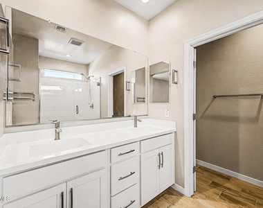 10950 W Beatrice Street - Photo Thumbnail 22