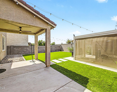 10950 W Beatrice Street - Photo Thumbnail 32