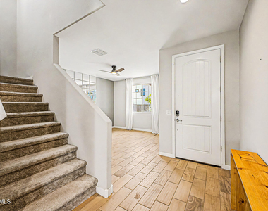 10950 W Beatrice Street - Photo Thumbnail 3