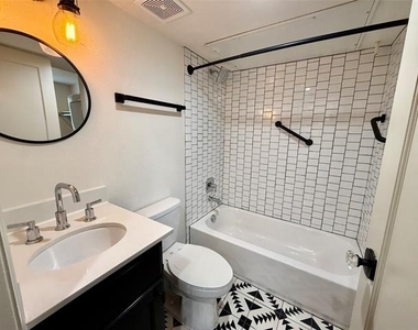5506 Miller Avenue - Photo Thumbnail 6