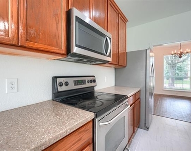 8217 Rayburn Lane - Photo Thumbnail 14