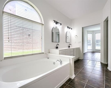 8217 Rayburn Lane - Photo Thumbnail 18
