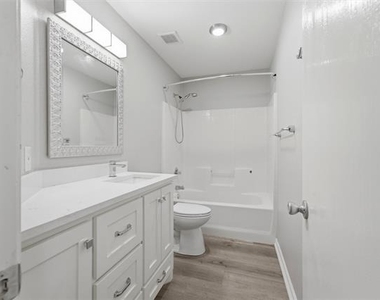 117 Clover Leaf Lane - Photo Thumbnail 5