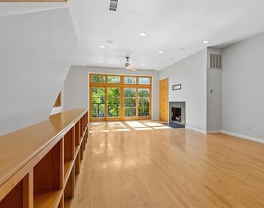 704 Arch Adams Lane - Photo Thumbnail 8