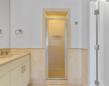 704 Arch Adams Lane - Photo Thumbnail 16