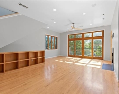 704 Arch Adams Lane - Photo Thumbnail 7