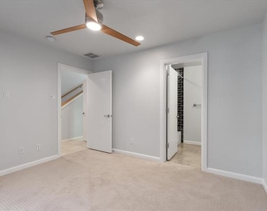 704 Arch Adams Lane - Photo Thumbnail 3