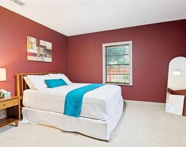 2723 Sharon Street - Photo Thumbnail 20