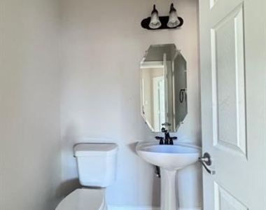 6504 Diamond Drive - Photo Thumbnail 23