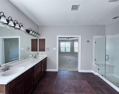 6504 Diamond Drive - Photo Thumbnail 15