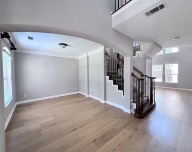 6504 Diamond Drive - Photo Thumbnail 2