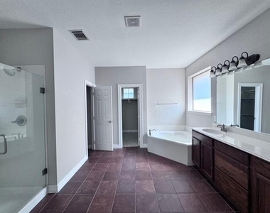 6504 Diamond Drive - Photo Thumbnail 14
