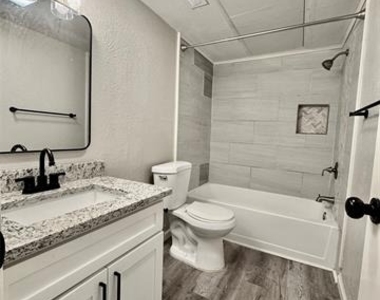 734 Ticonderoga Drive - Photo Thumbnail 5