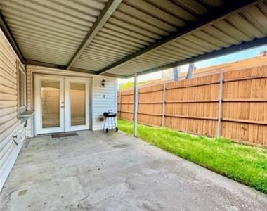 734 Ticonderoga Drive - Photo Thumbnail 17