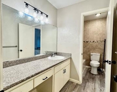 734 Ticonderoga Drive - Photo Thumbnail 11
