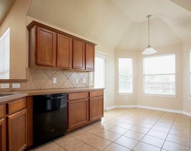 8000 Raintree Drive - Photo Thumbnail 4