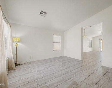 8563 W Mission Lane - Photo Thumbnail 6