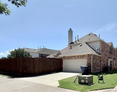 7430 Hidden Cove Lane - Photo Thumbnail 39