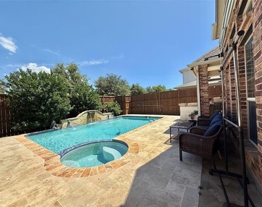 7430 Hidden Cove Lane - Photo Thumbnail 37