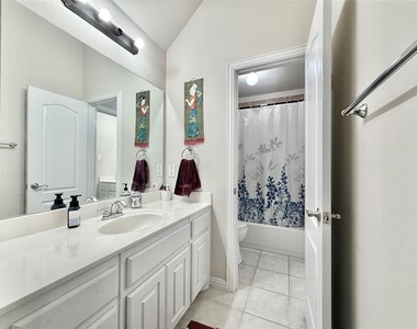 7430 Hidden Cove Lane - Photo Thumbnail 31
