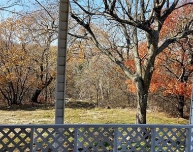 137 Oakview Road - Photo Thumbnail 38