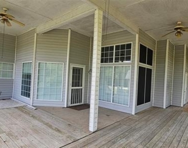137 Oakview Road - Photo Thumbnail 37