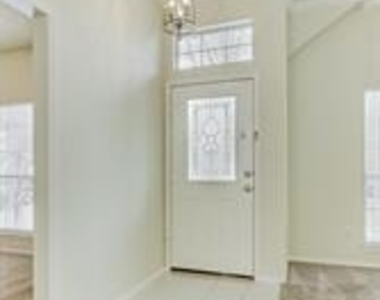 1703 Nightingale Lane - Photo Thumbnail 5