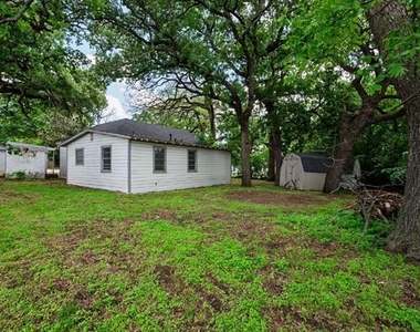 107 Windsor Court - Photo Thumbnail 22