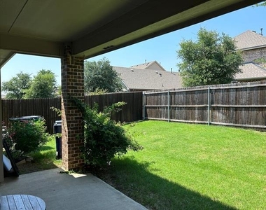10320 Big Sandy Court - Photo Thumbnail 11