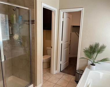 10320 Big Sandy Court - Photo Thumbnail 18