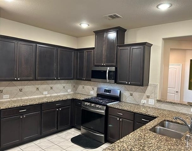 10320 Big Sandy Court - Photo Thumbnail 4