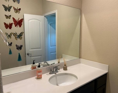 10320 Big Sandy Court - Photo Thumbnail 31