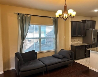 10320 Big Sandy Court - Photo Thumbnail 9