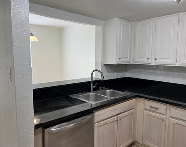 12828 Woodbend Court - Photo Thumbnail 2