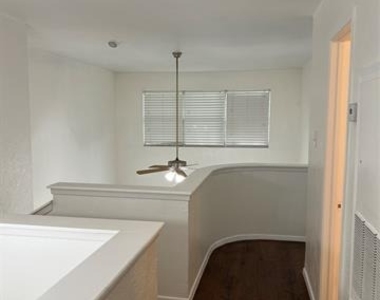 12828 Woodbend Court - Photo Thumbnail 23