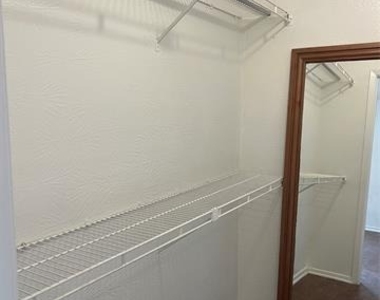 12828 Woodbend Court - Photo Thumbnail 19