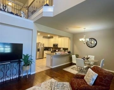 3803 Cascade Sky Drive - Photo Thumbnail 4